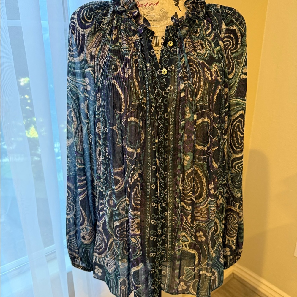 Elegant Blue Patterned Women's Top